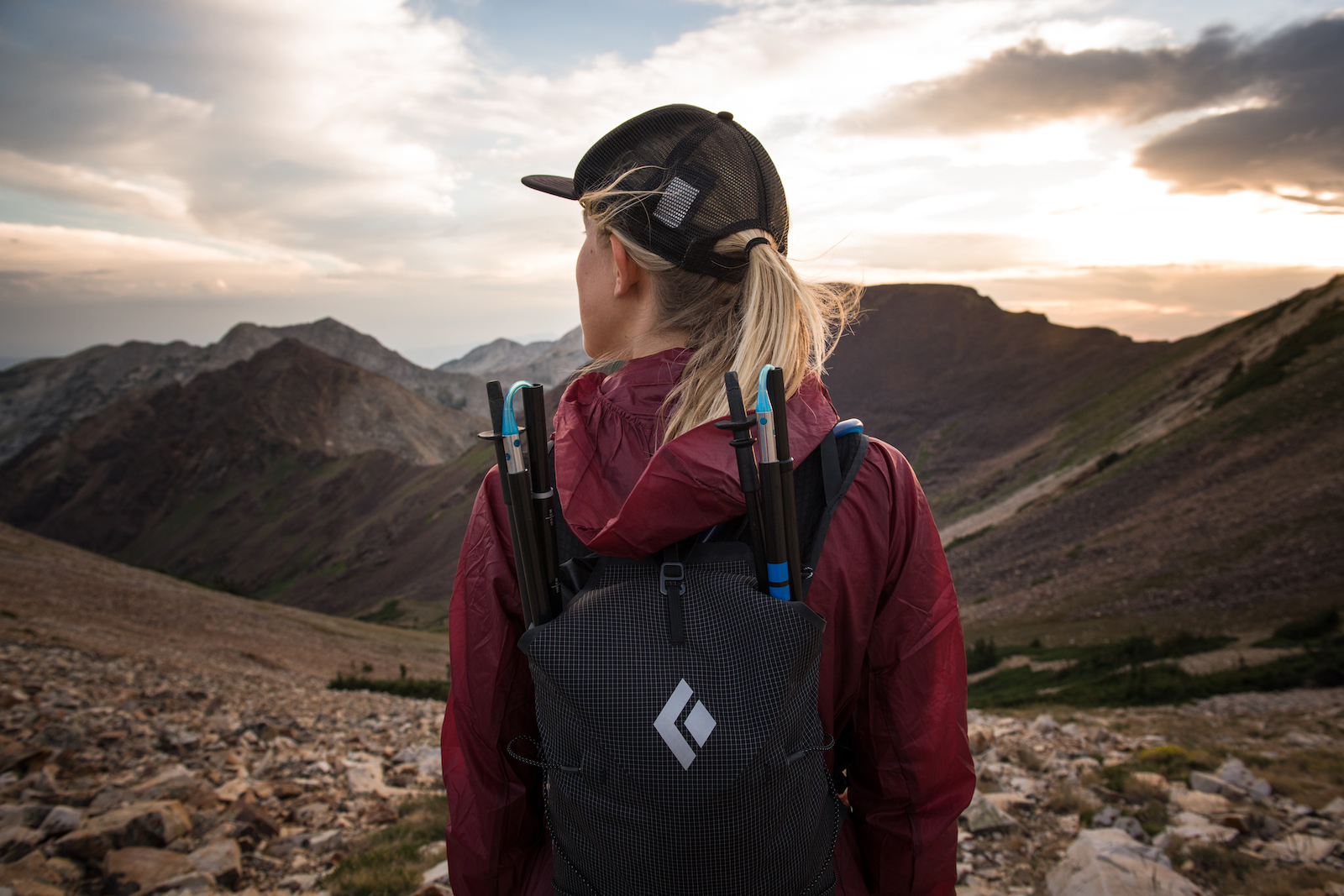How to Fit Your Hydration Vest Trail Sisters®
